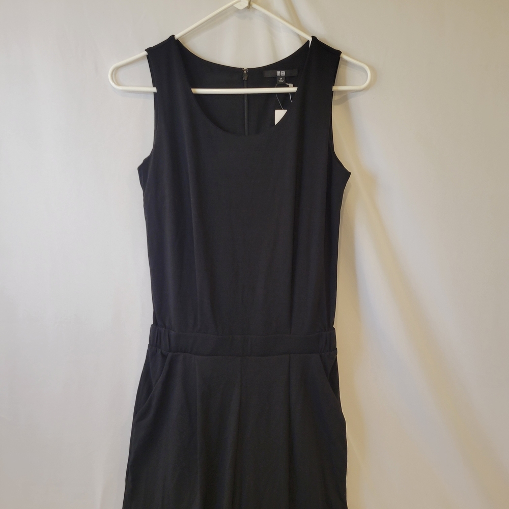 Uniqlo Elegant Black Crewneck Jumpsuit